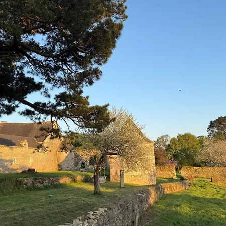 Holiday home De Couple Cosy Avec Vue Sur Chateau Tremohar - Golfe Du Morbihan, 20 Min De Vannes *